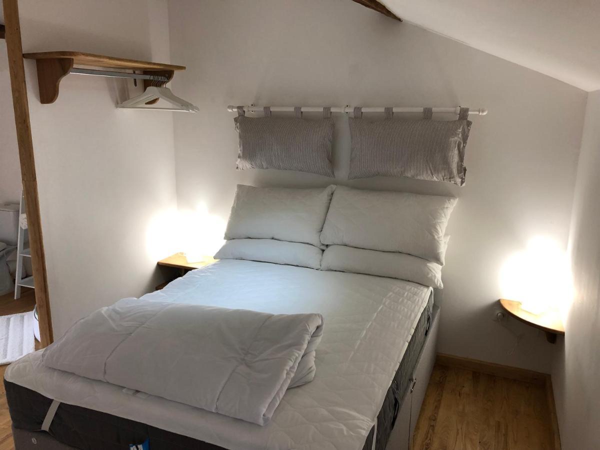 The Walnut Tree Chambre D'Hotes Le Dorat Εξωτερικό φωτογραφία